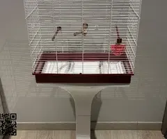 Se vende Jaula mediana con soporte